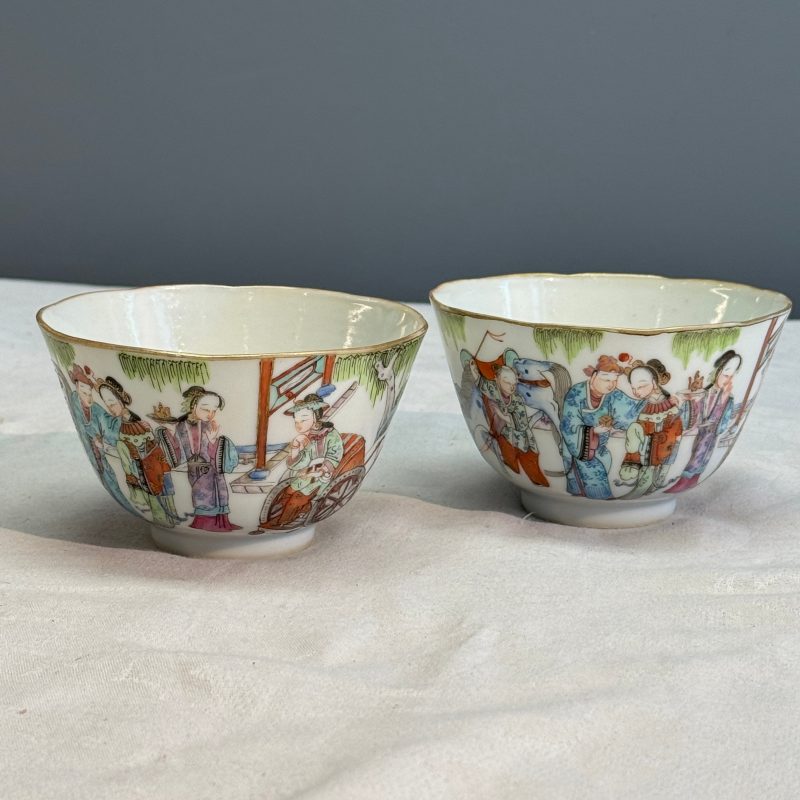 A pair of Chinese famille rose 'Xi Xiang Ji' tea bowls - 图8