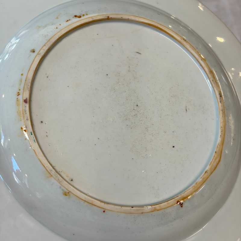 A collection of 13 Chinese famille rose 'Landscape' plates and dishes - 图69
