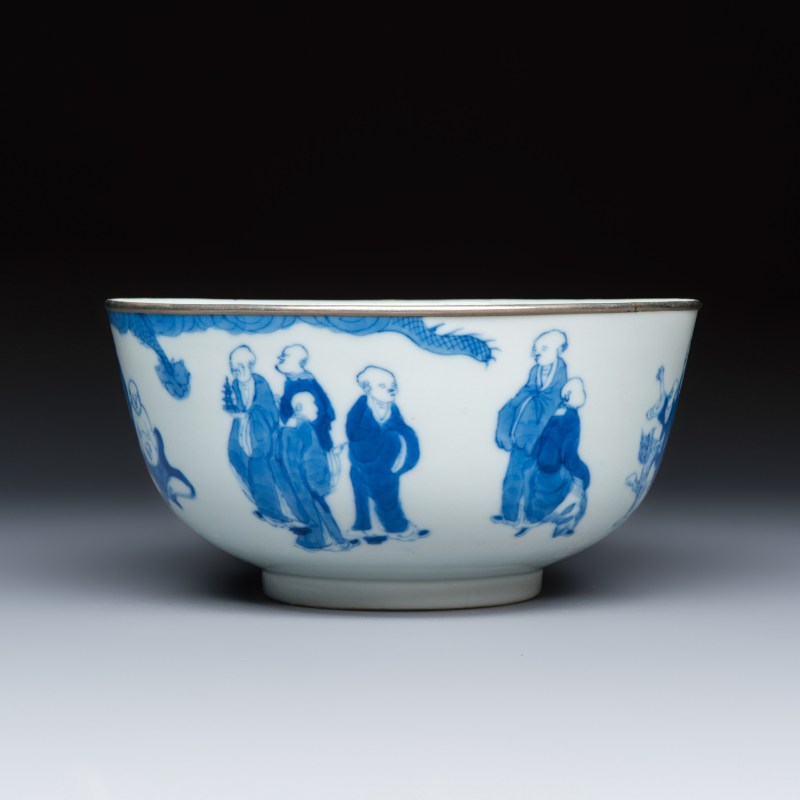 A Chinese blue and white 'Bleu de Hue' bowl with eighteen luohan - 图4