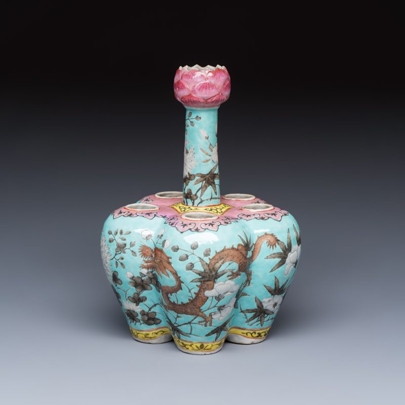 A Chinese famille rose turquoise-ground Dayazhai-style 'Dragons' vase