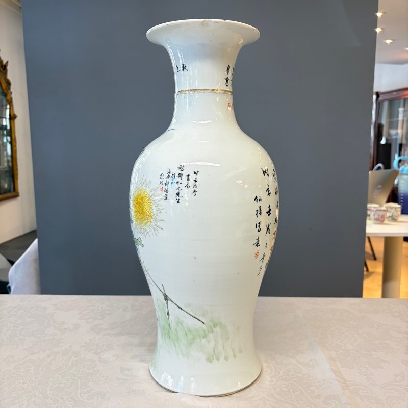 A Chinese famille rose 'Birds Among Flowering Branches' vase - 图13