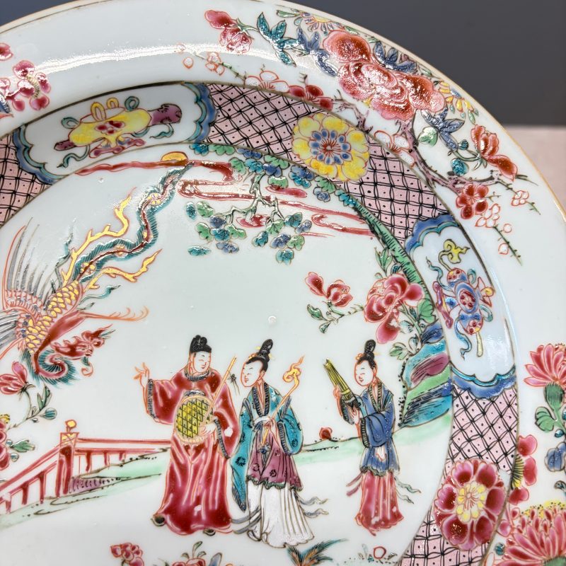 吹蕭引鳳 | A pair of Chinese famille rose 'Chui Xiao Yin Feng 吹蕭引鳳' plates - 图17