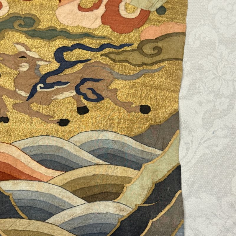 A Chinese kesi 'Deer, Crane and Dragon' panel - 图36