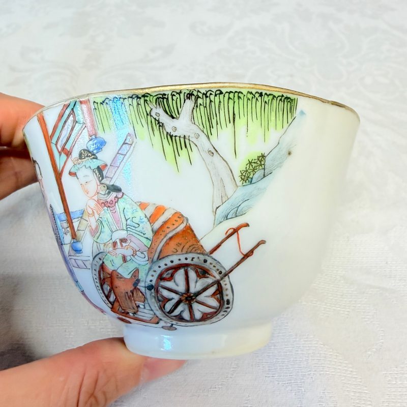 A pair of Chinese doucai bowls with floral design - 图45