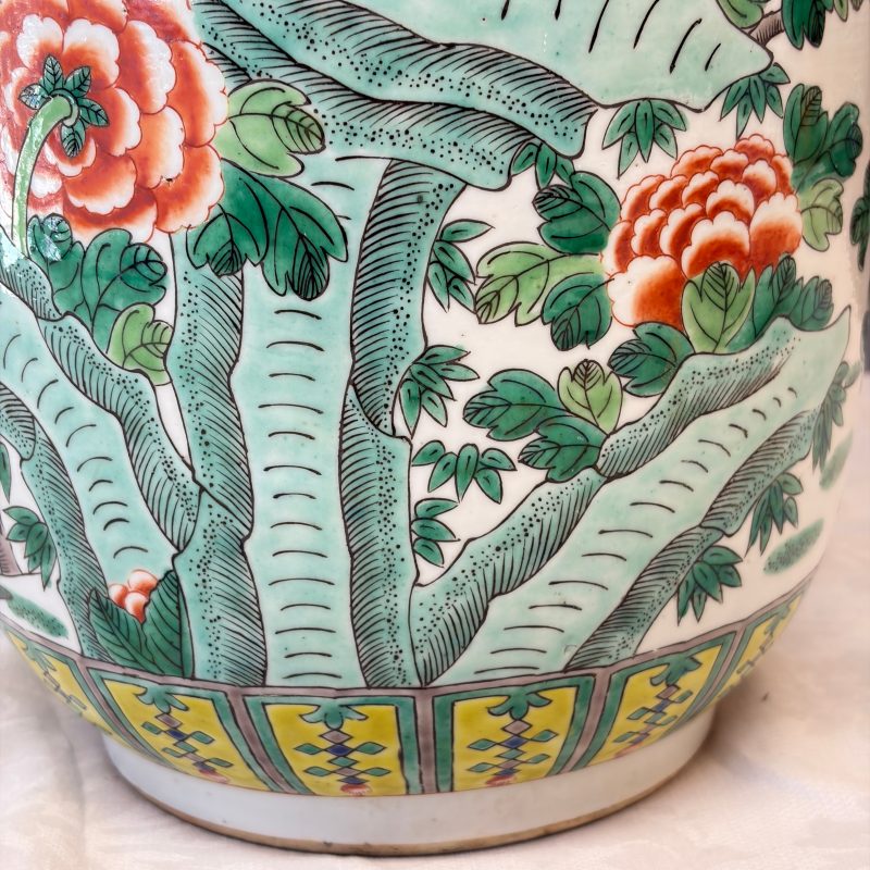 A Chinese famille verte 'Pheasants among Flowering branches' vase - 图12