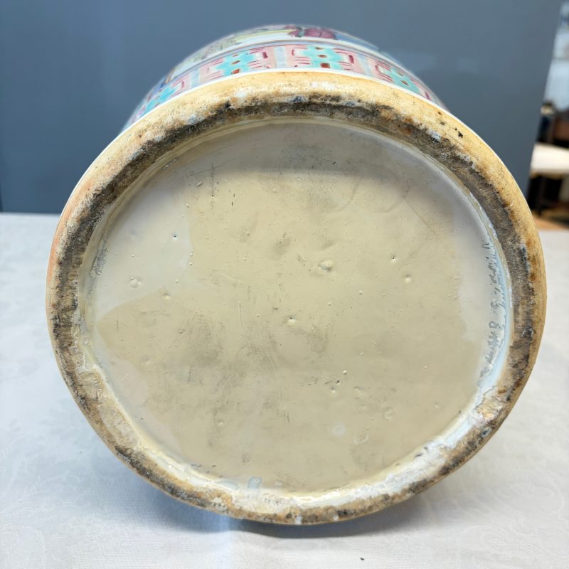 A Chinese famille rose vase with narrative design - 图30