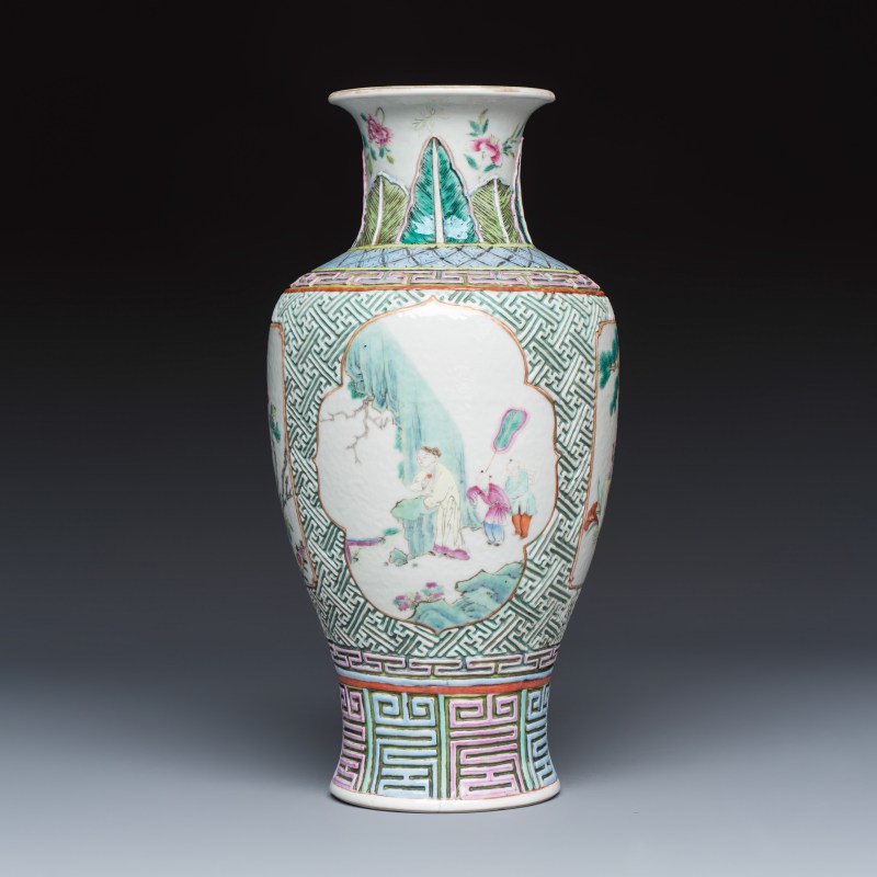 王羲之 | A Chinese famille rose 'Wang Xizhi 王羲之' vase - 图4