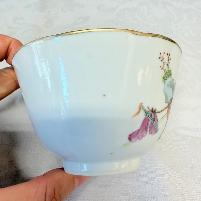 A pair of Chinese doucai bowls with floral design - 图46