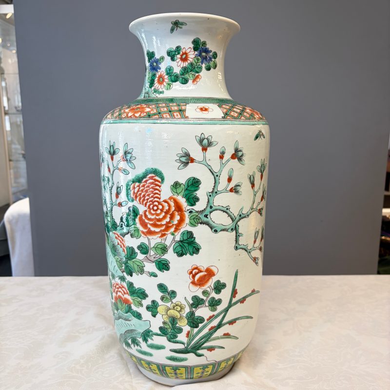 A Chinese famille verte 'Pheasants among Flowering branches' vase - 图13