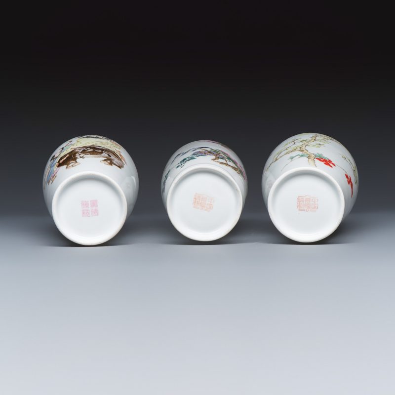 Three Chinese polychrome semi-eggshell vases - 图7