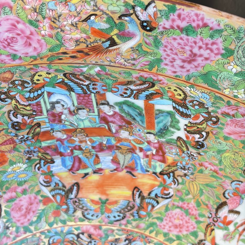 A massive Chinese Canton export famille rose punch bowl with narrative design - 图20