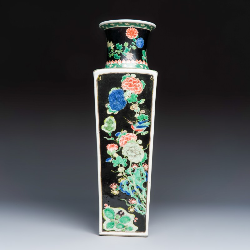 A Chinese famille noire square vase with birds among flowering branches - 图2