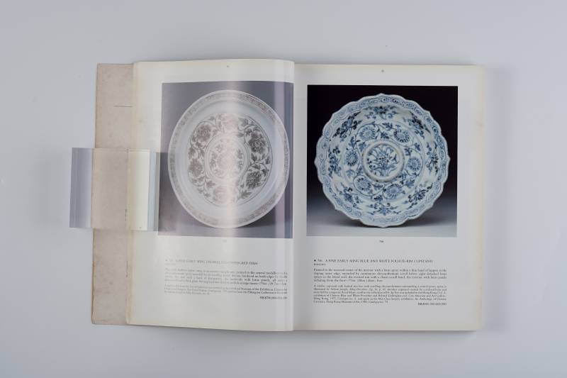 香港佳士得1991年：《重要中国陶瓷、玉器及艺术品》(附藏家签名纪念本） - 图7
