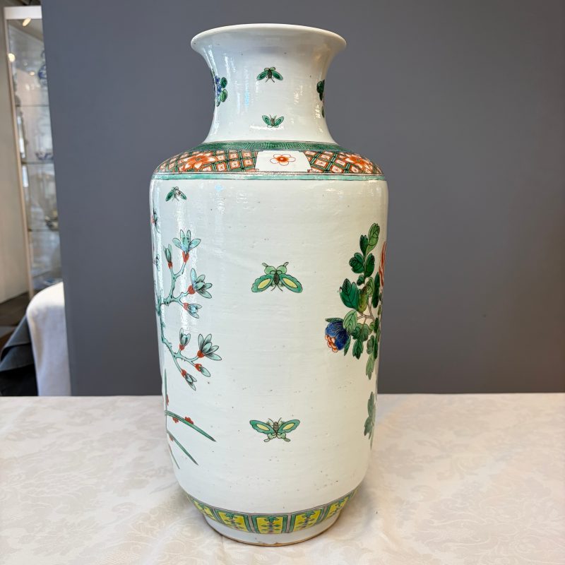 A Chinese famille verte 'Pheasants among Flowering branches' vase - 图19