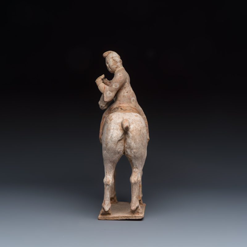 Two Chinese painted pottery 'Horserider' groups - 图3