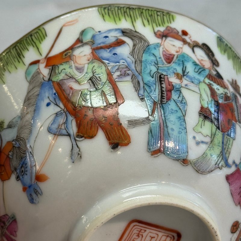 A pair of Chinese famille rose 'Xi Xiang Ji' tea bowls - 图18