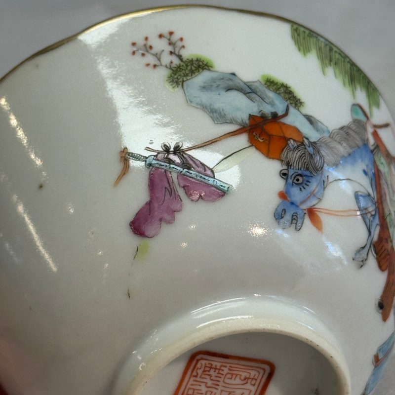 A pair of Chinese famille rose 'Xi Xiang Ji' tea bowls - 图19