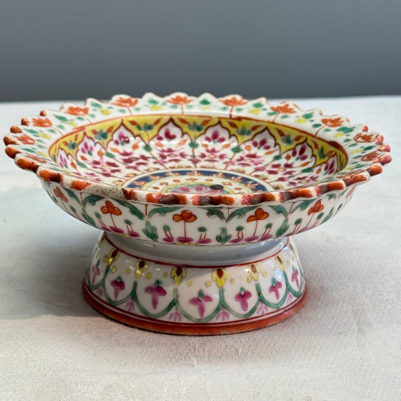 A group of nine Chinese Bencharong wares for the Thai market - 图51