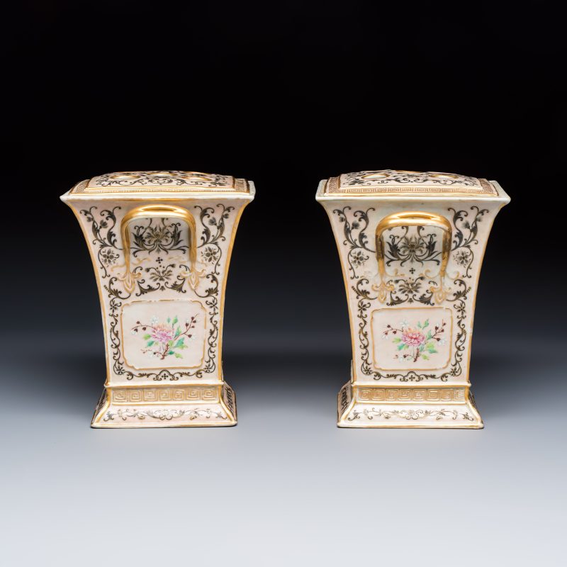 A pair of extremely rare Chinese Canton famille rose bough pots - 图6