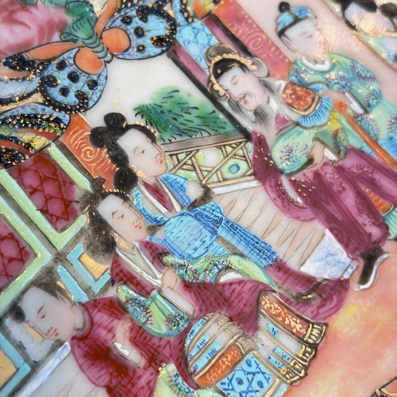 A massive Chinese Canton export famille rose punch bowl with narrative design - 图26