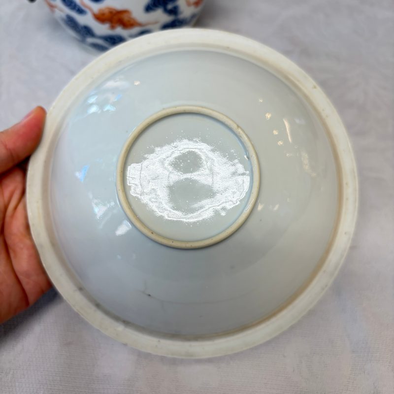 洪福齊天 | A pair of Chinese blue, white and iron-red 'Hong Fu Qi Tian 洪福齊天' warming bowls and covers - 图32