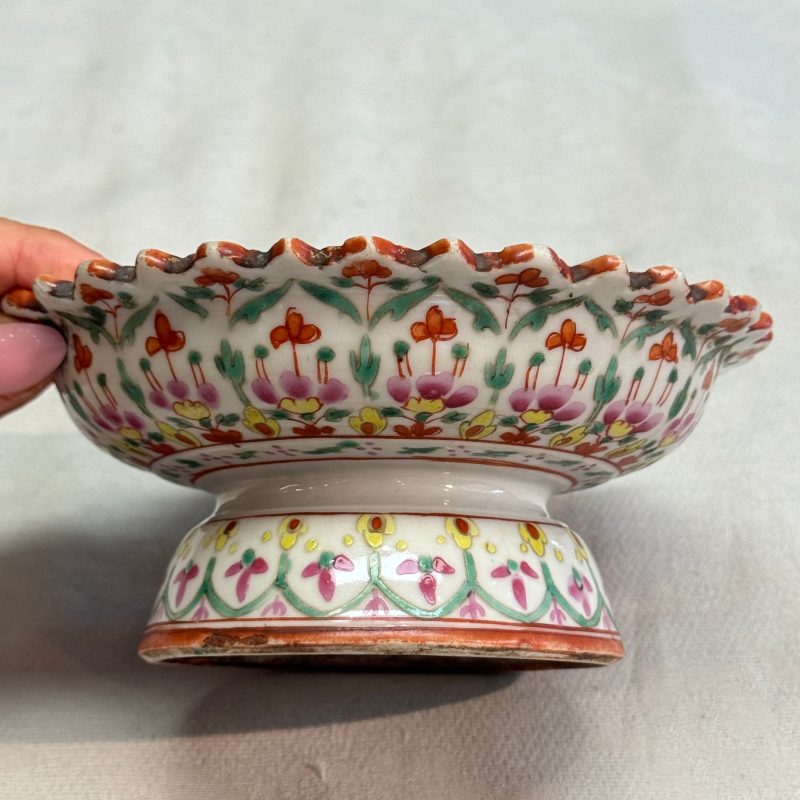A group of nine Chinese Bencharong wares for the Thai market - 图54