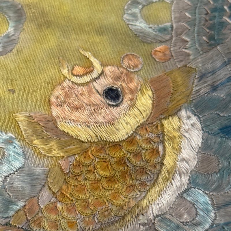 A pair of Chinese yellow-ground embroidered 'Dragons' and 'Phoenixes' panels - 图83