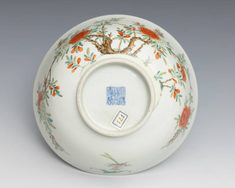 A pair of famille rose 'peony' bowls, Daoguang mark and of the period (1821-1850) - 图5