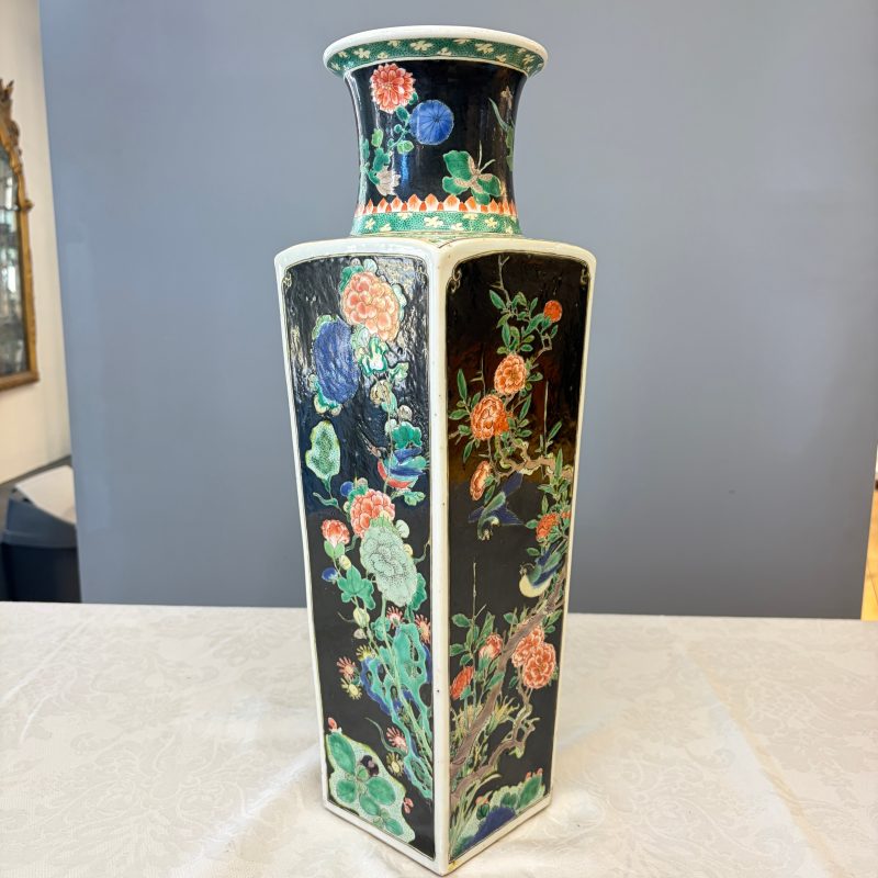 A Chinese famille noire square vase with birds among flowering branches - 图11