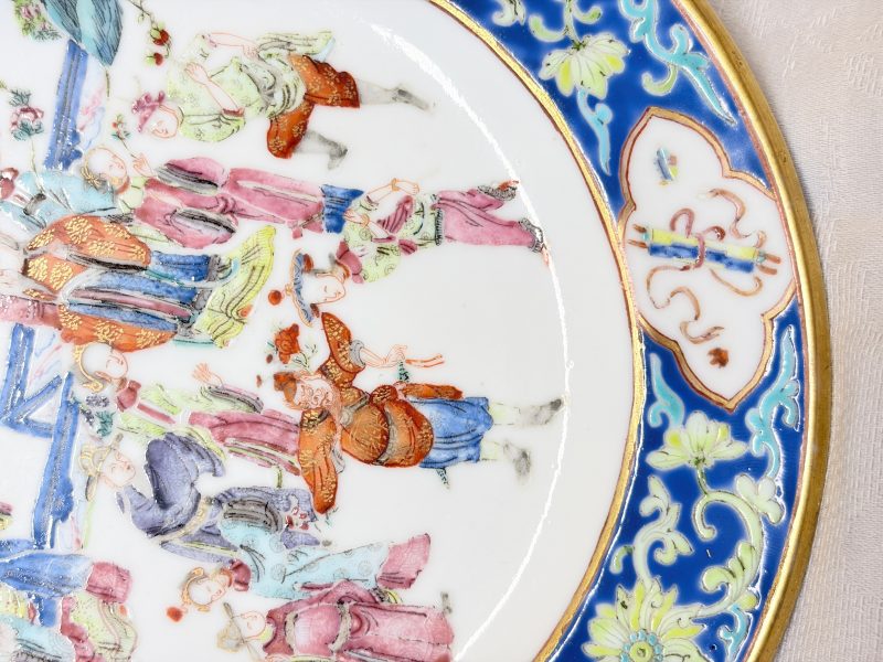 A Chinese famille rose 'Twelve Flower Goddesses' plate - 图8
