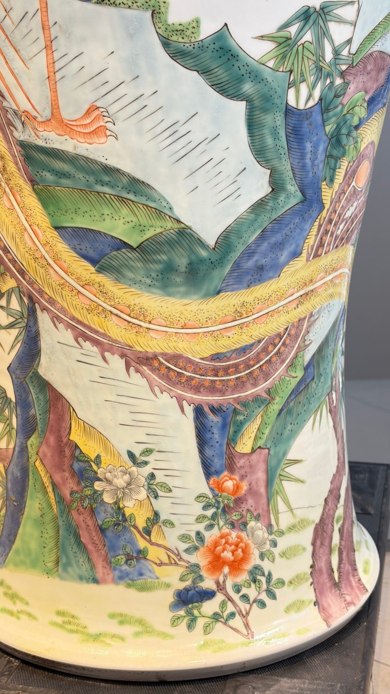 A massive pair of Chinese famille verte 'Phoenixes and Birds' vases - 图42