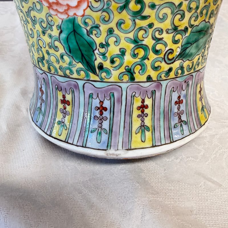 A pair of Chinese famille verte 'Phoenixes among Peonies' vases - 图21