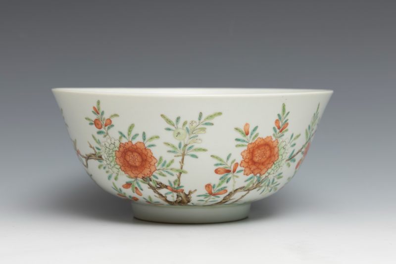 A pair of famille rose 'peony' bowls, Daoguang mark and of the period (1821-1850) - 图6