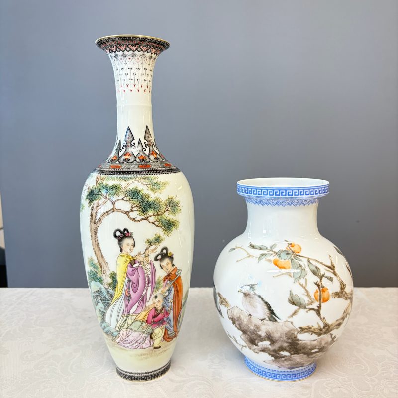 A Chinese famille rose semi-eggshell vase and a qianjiang cai vase - 图8