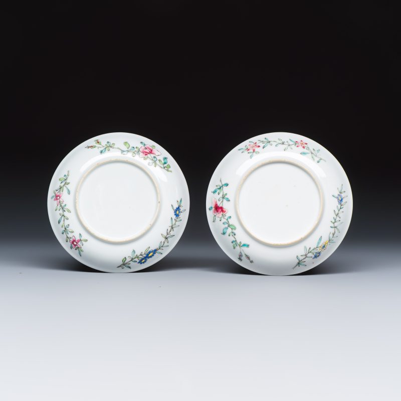 A pair of fine Chinese famille rose 'Rooster' tea bowls and saucers - 图3
