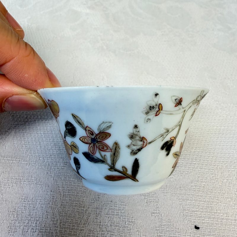 A set of six Chinese silver and gilt-decorated 'Pheasants Among Flowering Branches' tea bowls and saucers - 图39