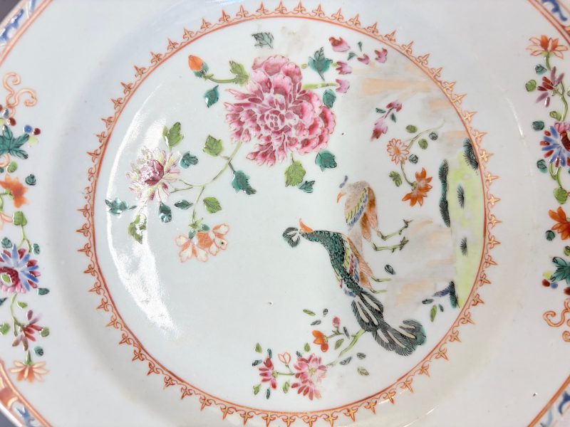 Two pairs of Chinese famille rose plates - 图8