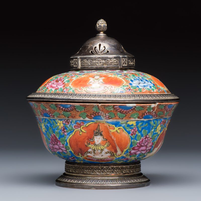 A group of nine Chinese Bencharong wares for the Thai market - 图4