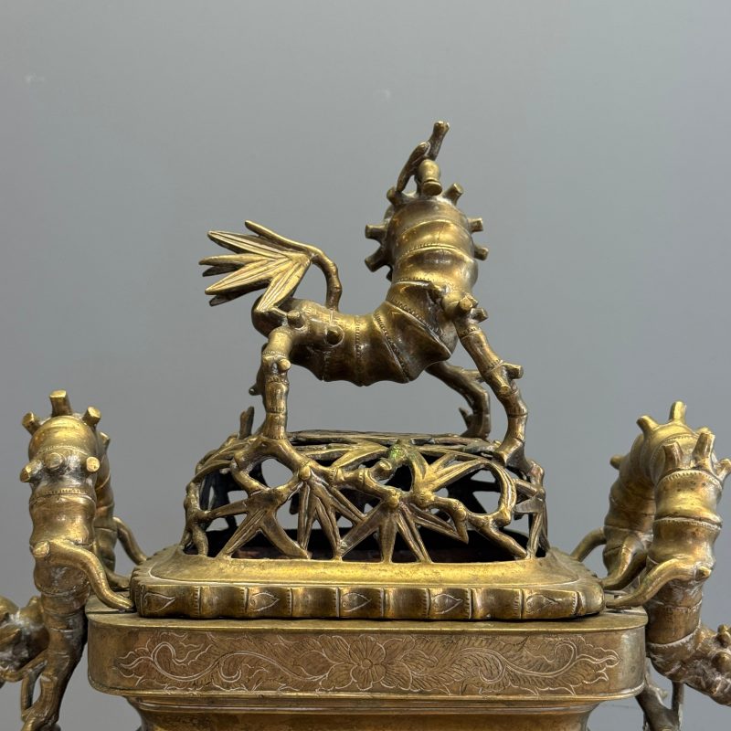 A Vietnamese bronze covered censer and stand - 图21