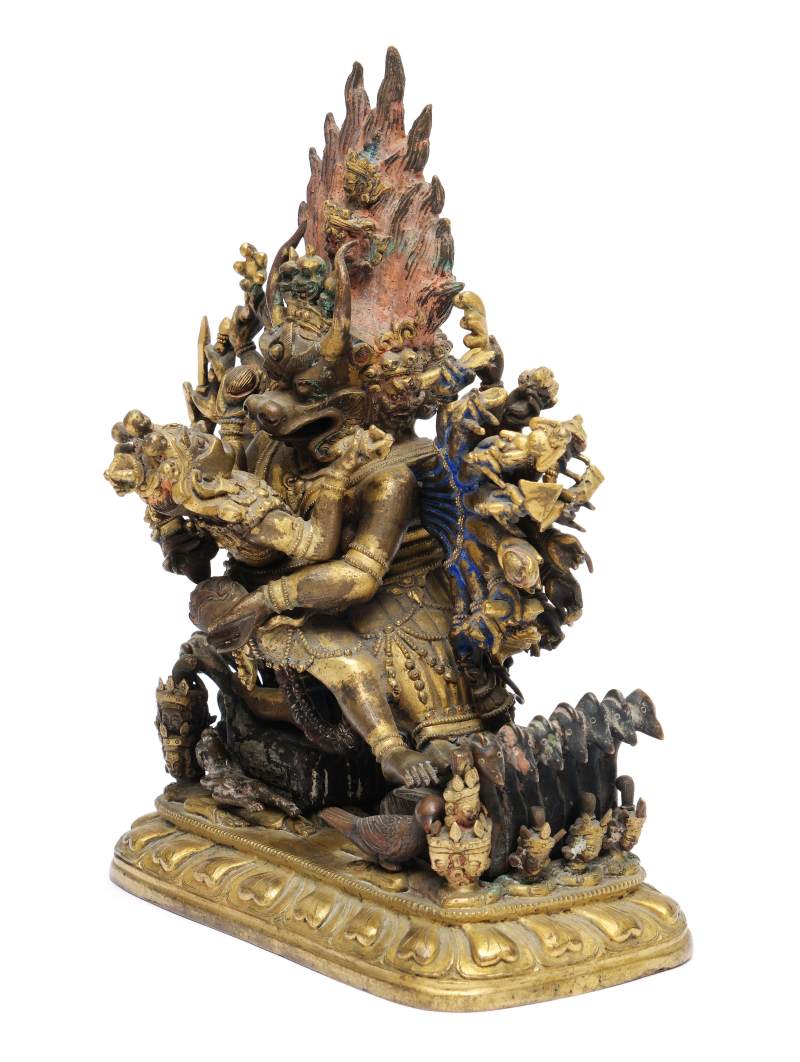 A parcel gilt-bronze figure of Yamantaka Vajrabhairava and Vajravetali - 图5