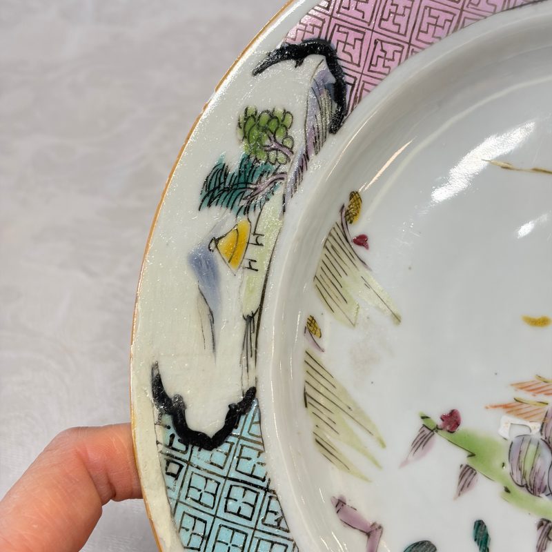 A collection of 13 Chinese famille rose 'Landscape' plates and dishes - 图94