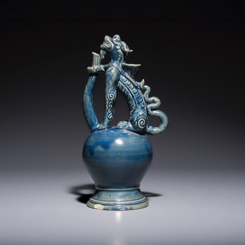 A Vietnamese or Annamese blue-glazed 'Qilin' ewer - 图2