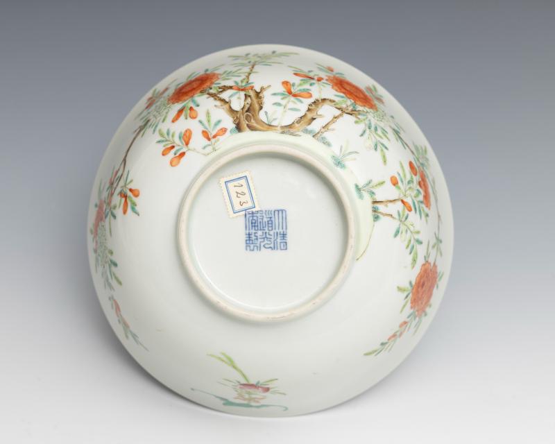A pair of famille rose 'peony' bowls, Daoguang mark and of the period (1821-1850) - 图8