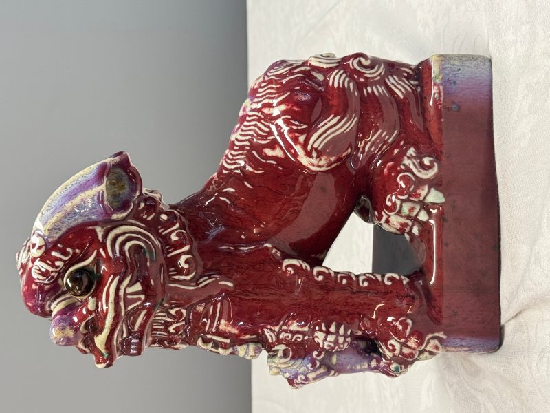 A pair of Chinese flambé-glazed models of Buddhist lions - 图10