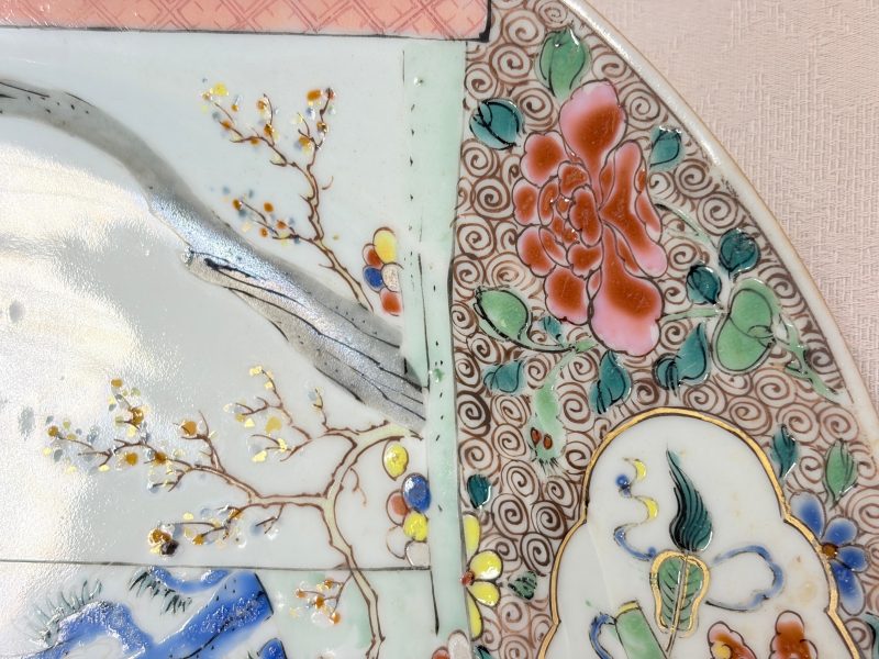 A pair of Chinese famille rose 'Xi Xiang Ji' plates - 图9