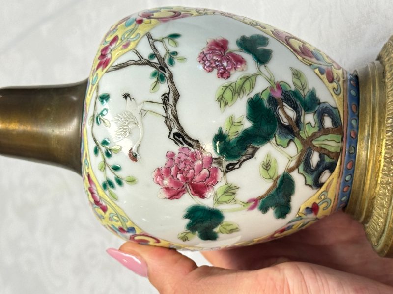 Four Chinese famille rose wares - 图67