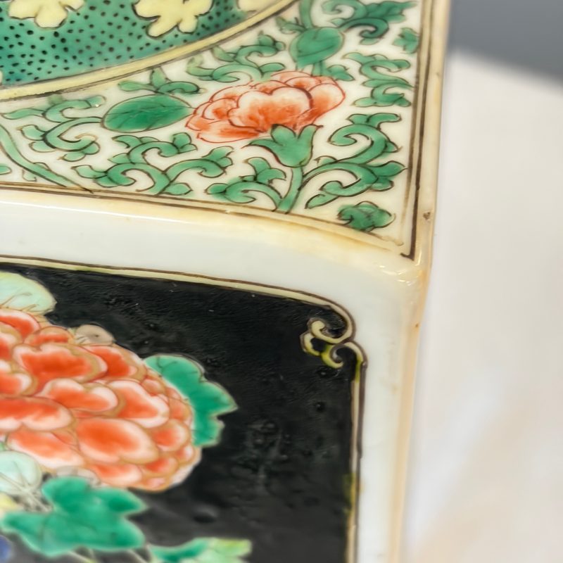A Chinese famille noire square vase with birds among flowering branches - 图18