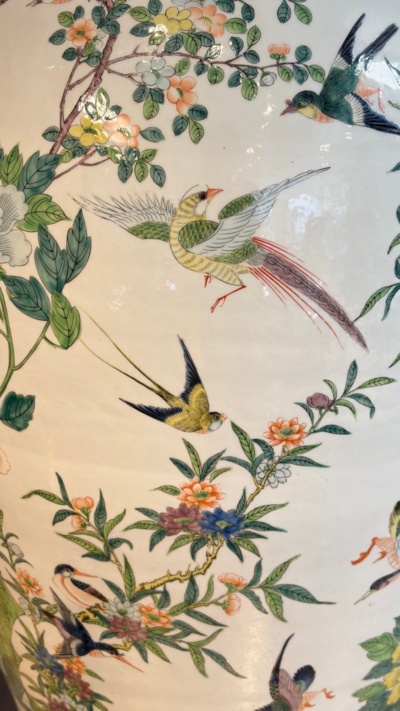 A massive pair of Chinese famille verte 'Phoenixes and Birds' vases - 图48
