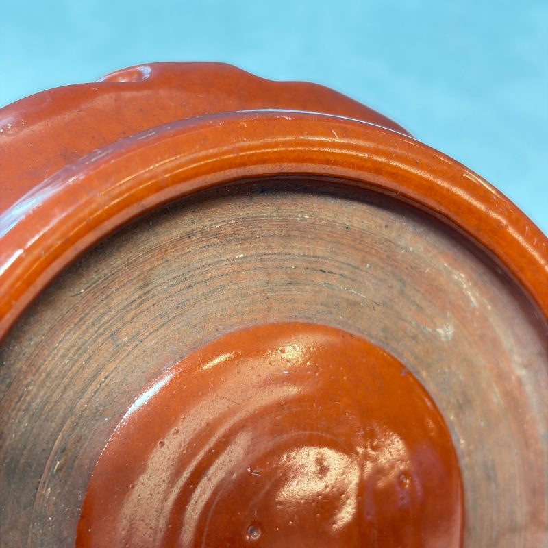 A Chinese gilt-decorated coral-red-glazed stand - 图15