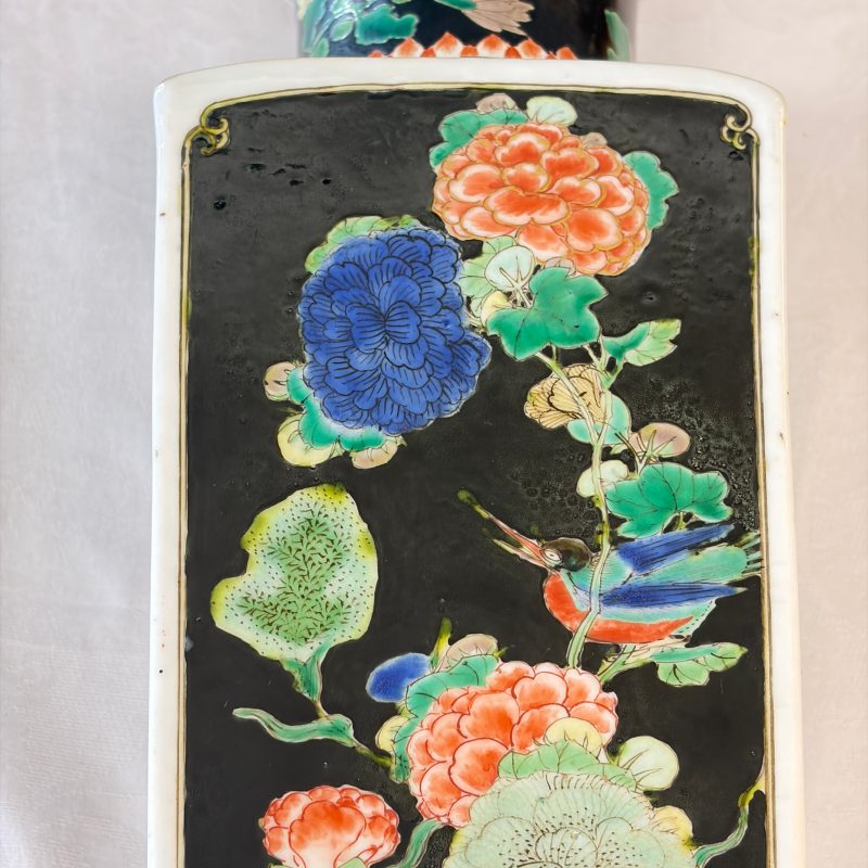 A Chinese famille noire square vase with birds among flowering branches - 图20